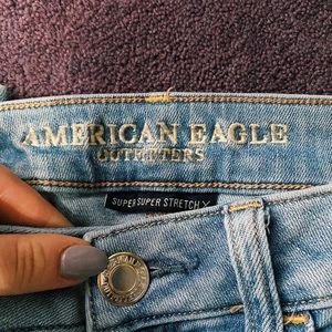 AMERICAN EAGLE Mid-Rise Blue Jeans